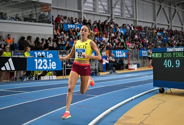 HEALY BREAKS CHAMPIONSHIP RECORD AS SPRINTERS SHINE